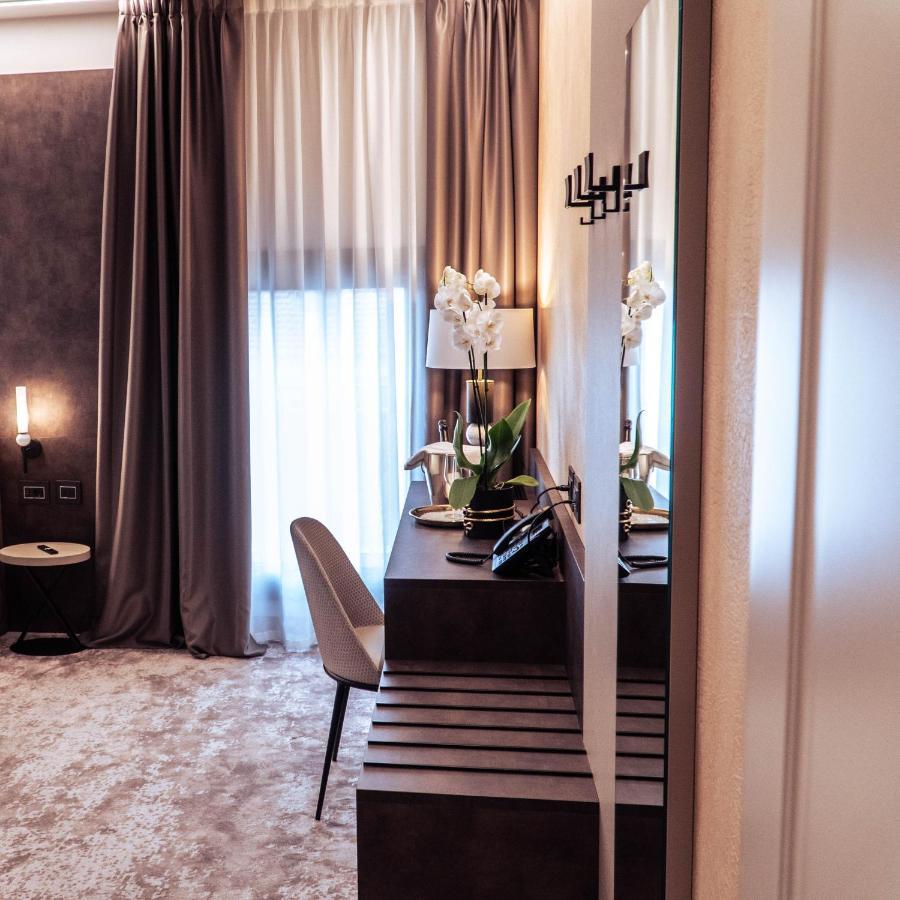 Hotel De Amicis Moglia Ngoại thất bức ảnh